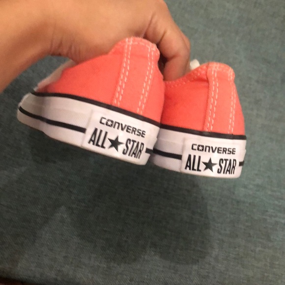 BRAND NEW PEACHY CONVERSE (carnival pink) - Picture 4 of 5